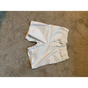 GoodFellow stretch khaki shorts